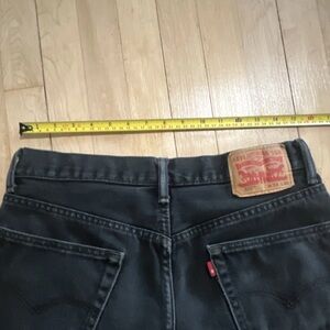 Levi's 550 Relaxed straight 34x30 pre owned Black Jeans.